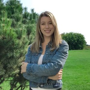 Meet your Posher, Madeline